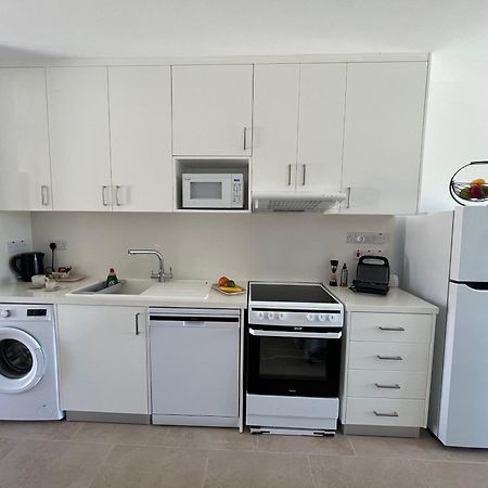 Papho'S Mare Apts Paphos ภายนอก รูปภาพ