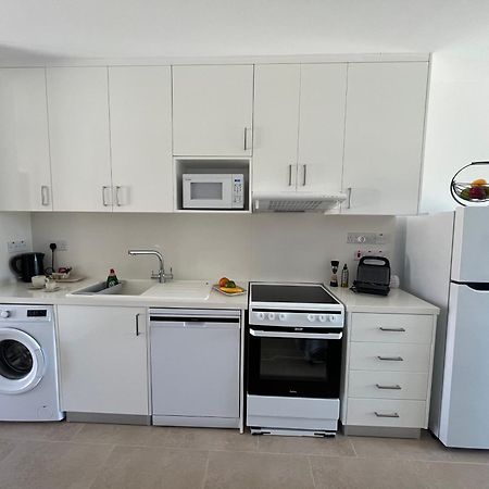 Papho'S Mare Apts Paphos ภายนอก รูปภาพ