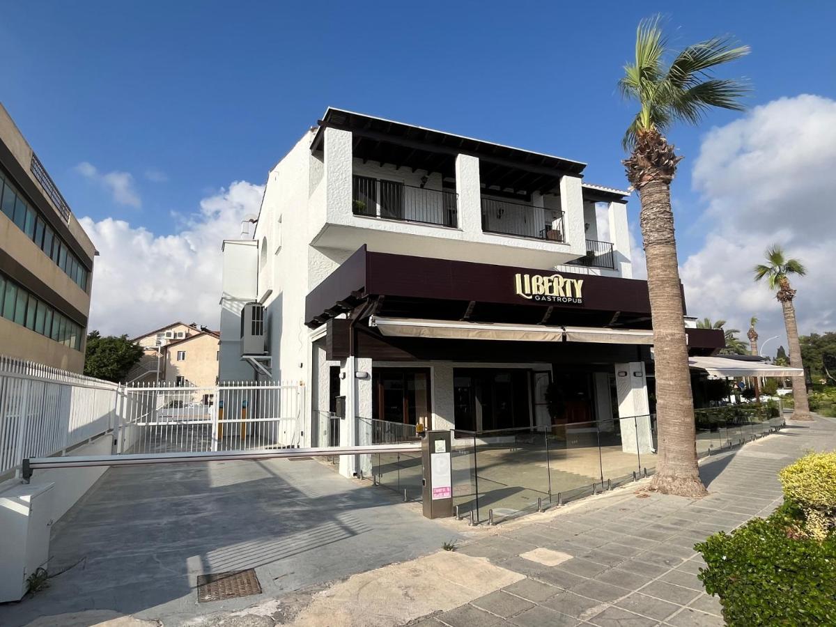 Papho'S Mare Apts Paphos ภายนอก รูปภาพ