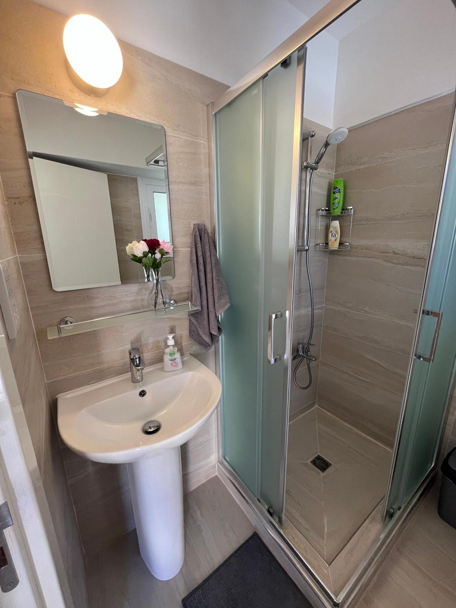 Papho'S Mare Apts Paphos ภายนอก รูปภาพ